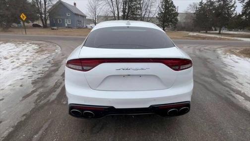 2022 Kia Stinger GT1