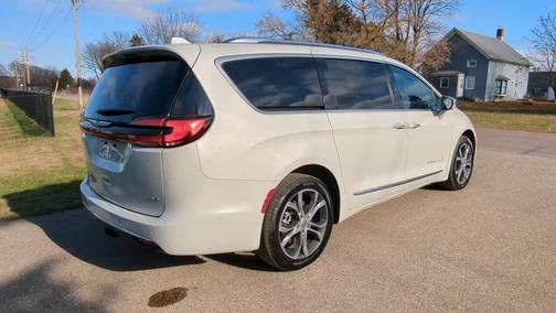 2021 Chrysler Pacifica L