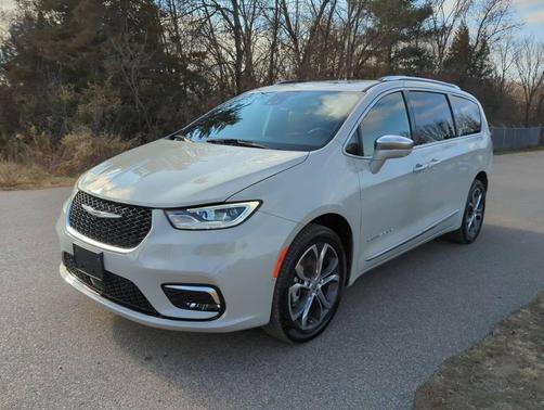 2021 Chrysler Pacifica L