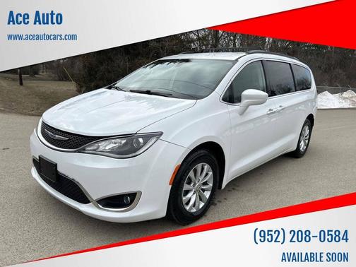 2018 Chrysler Pacifica Touring Plus