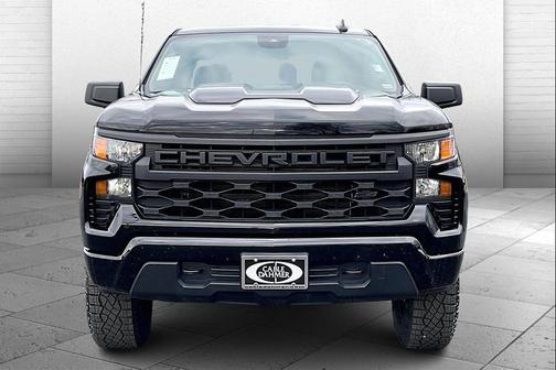 2023 Chevrolet Silverado 1500 Custom Trail Boss