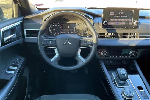 2022 Mitsubishi Outlander Black Edition S-AWC