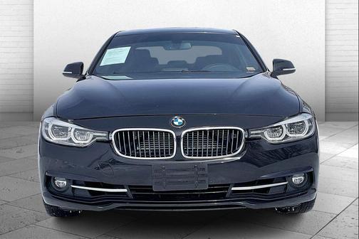 2018 BMW 330e iPerformance