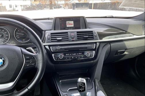 2018 BMW 330e iPerformance