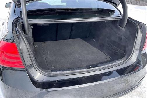 2018 BMW 330e iPerformance