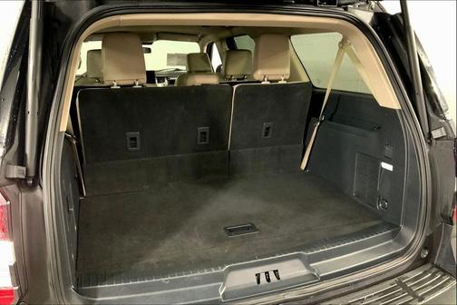 Dark Matter Gray Metallic 2024 Ford Expedition Max XLT