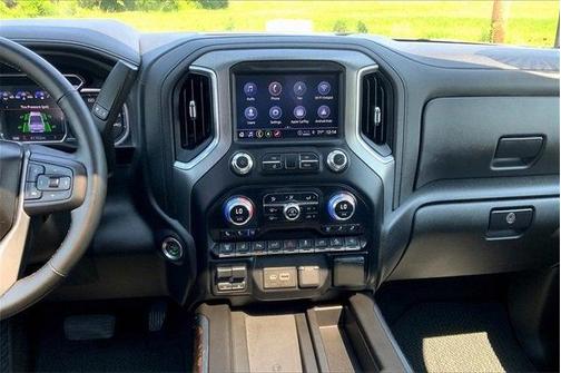 2023 GMC Sierra 2500 Denali