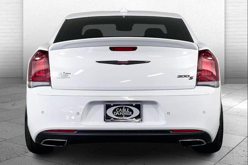 2022 Chrysler 300 S
