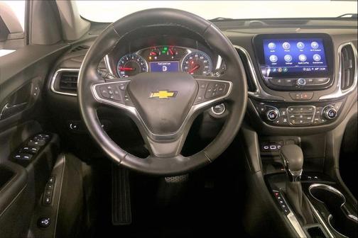 Iridescent Pearl Tricoat 2023 Chevrolet Equinox Premier w/1LZ