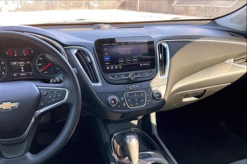 2020 Chevrolet Malibu FWD LT