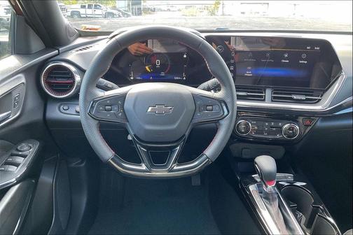 2025 Chevrolet Trax FWD 2RS