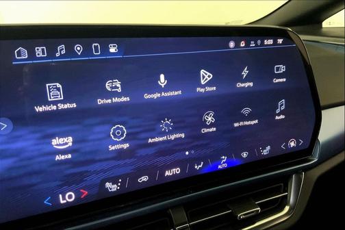 Summit White 2025 Chevrolet Equinox EV LT