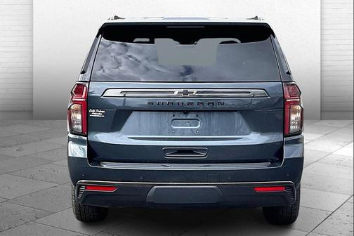 Shadow Gray Metallic 2021 Chevrolet Suburban 4WD Z71