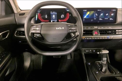 Aurora Black Pearl 2025 Kia K4 LXS