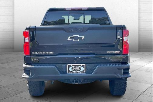 Black 2022 Chevrolet Silverado 1500 ZR2