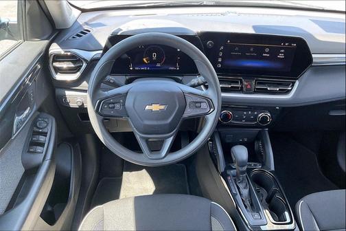 Sterling Gray Metallic 2025 Chevrolet Trailblazer LT