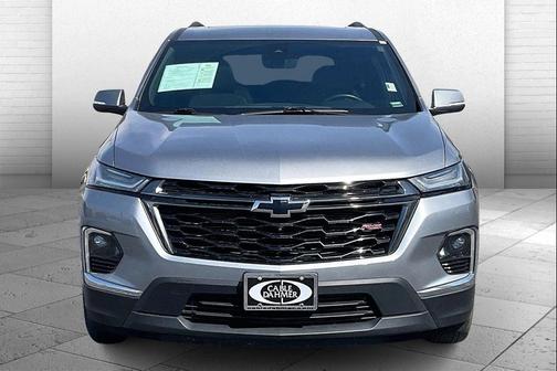 Sterling Gray Metallic 2023 Chevrolet Traverse RS