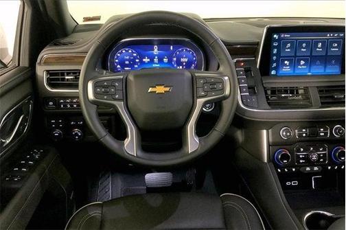 2024 Chevrolet Suburban Premier