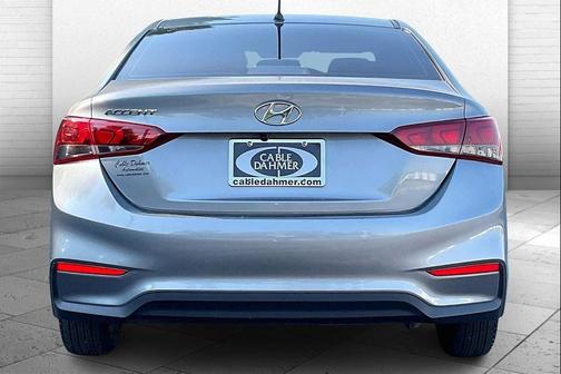 2022 Hyundai Accent SE