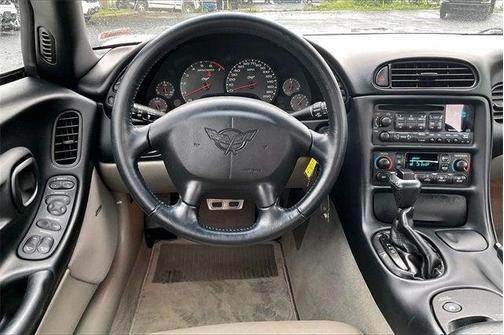 2003 Chevrolet Corvette Base