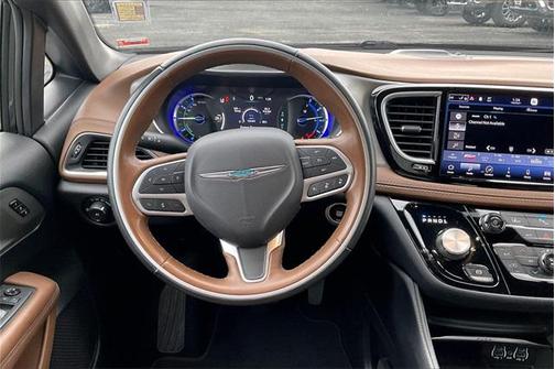 2021 Chrysler Pacifica Hybrid Limited