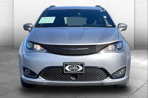 2018 Chrysler Pacifica Touring-L