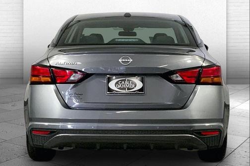 Gun Metallic 2025 Nissan Altima SV FWD