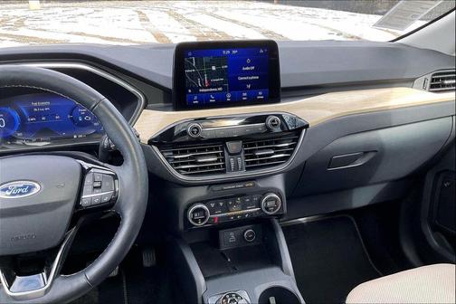 2021 Ford Escape Titanium