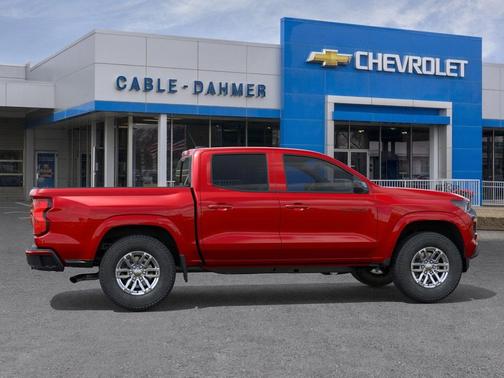 Radiant Red Tintcoat 2026 Chevrolet Colorado LT