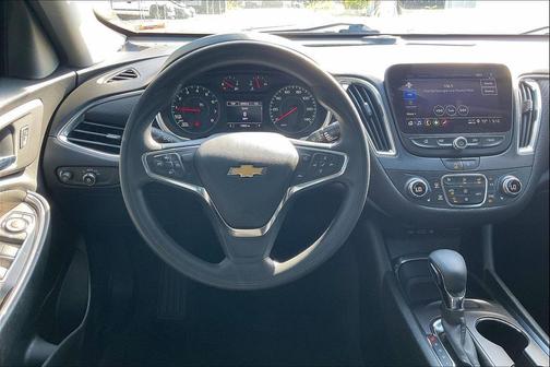 2021 Chevrolet Malibu FWD LT