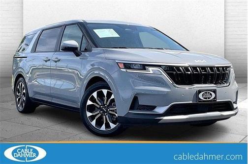 2024 Kia Carnival EX