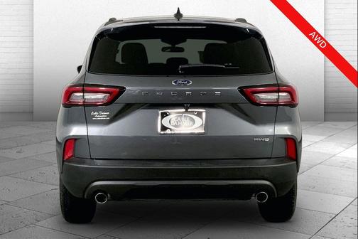 Carbonized Gray Metallic 2025 Ford Escape ST-Line