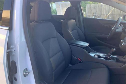 2020 Chevrolet Malibu FWD LT