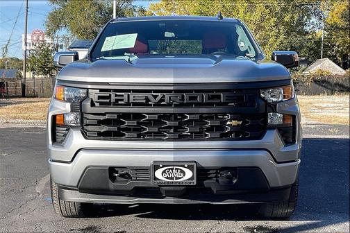2025 Chevrolet Silverado 1500 Custom