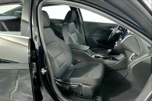 2023 Chevrolet Malibu FWD RS