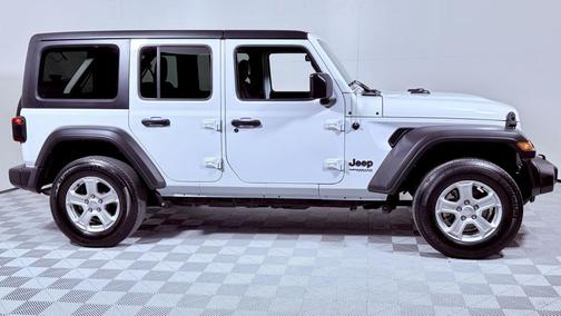 2022 Jeep Wrangler Sport S