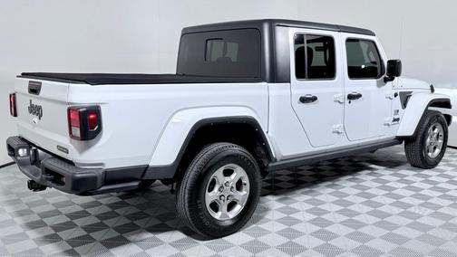 2021 Jeep Gladiator Freedom 4x4