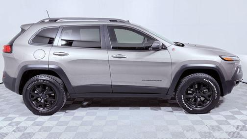 2017 Jeep Cherokee Trailhawk