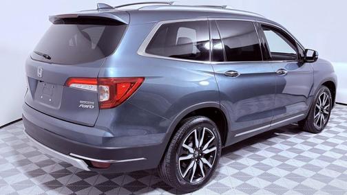 BLUE 2019 Honda Pilot Touring 8-Passenger