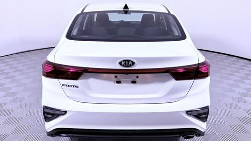 Clear White 2021 Kia Forte LXS