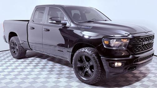 Diamond Black Crystal Pearlcoat 2022 RAM 1500 Big Horn/Lone Star