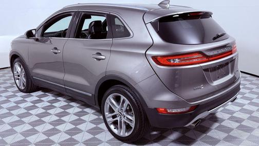 Luxe Silver Metallic 2017 Lincoln MKC Reserve