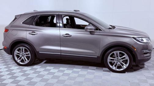 Luxe Silver Metallic 2017 Lincoln MKC Reserve