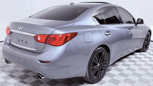 2015 INFINITI Q50 Premium