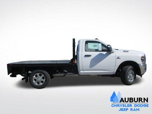 Bright White Clearcoat 2026 RAM 3500 Tradesman/Big Horn