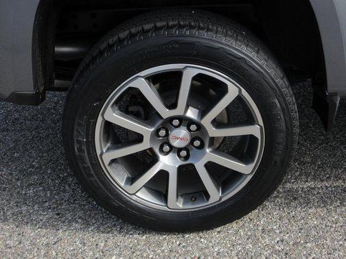 2022 GMC Canyon Denali