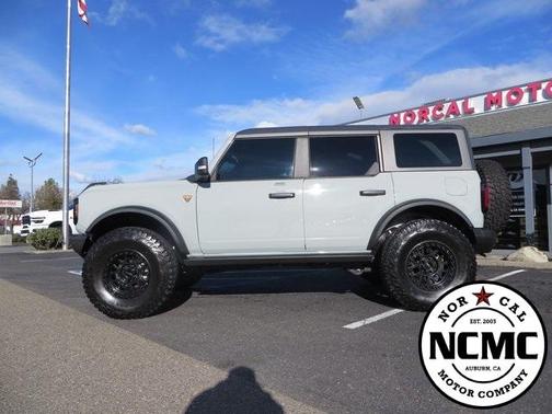 2022 Ford Bronco Badlands