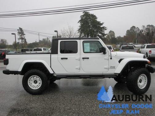 2020 Jeep Gladiator Overland