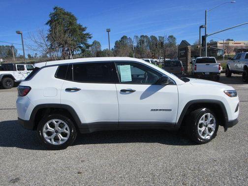 2025 Jeep Compass Sport