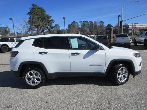 2025 Jeep Compass Sport